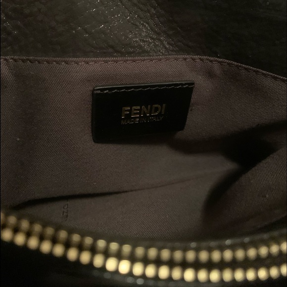 Fendi Bag - Picture 5 of 9